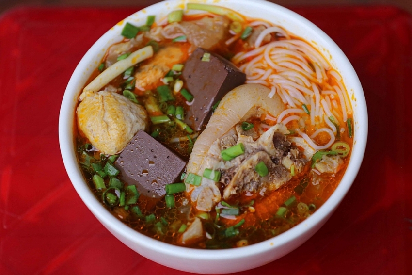 Foodtour ẩm thực Huế nên Foodtour ẩm thực Huế nên