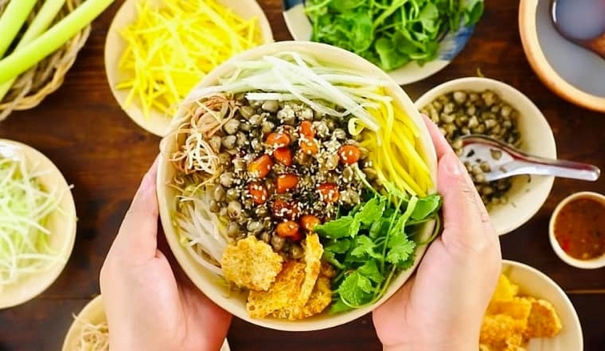 Foodtour ẩm thực Huế nên Foodtour ẩm thực Huế nên