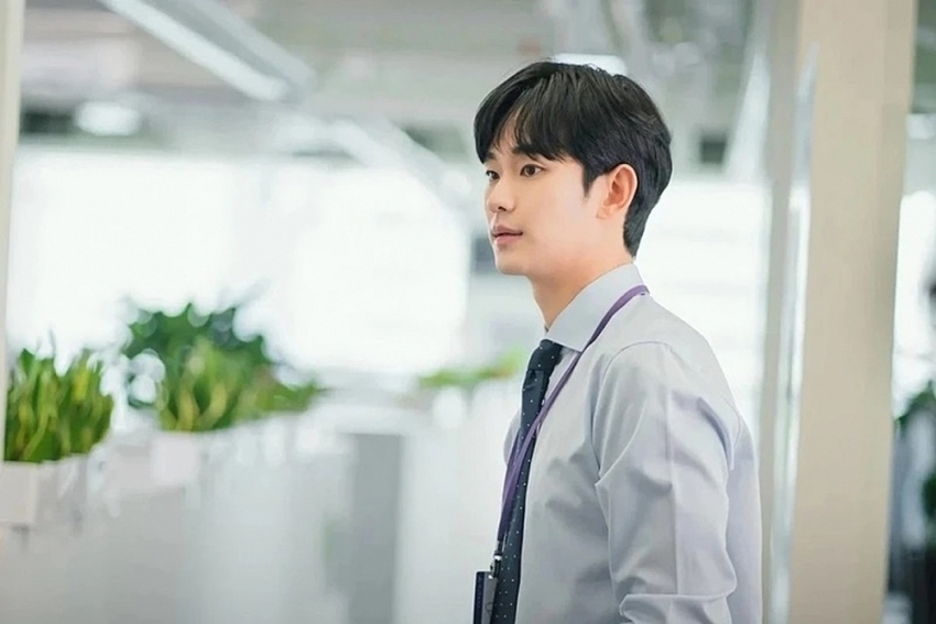 Tài tử Kim Soo Hyun vướng scandal đời tư, thiệt hại thế nào?