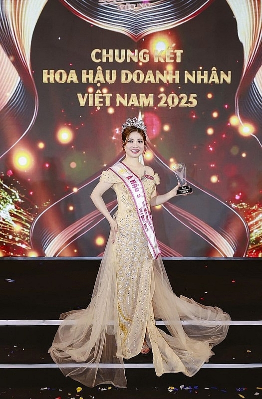 Sắc vóc xinh đẹp của Á hậu Phạm Thị Phương Sắc vóc xinh đẹp của Á hậu Phạm Thị Phương