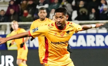 Chính thức có quốc tịch Việt Nam, Jason Quang Vinh sẽ ra sân ở Asian Cup?