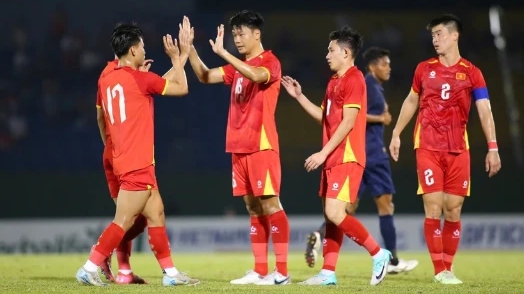 Tuyển Việt Nam so tài loạt đối thủ mạnh trong tháng 9