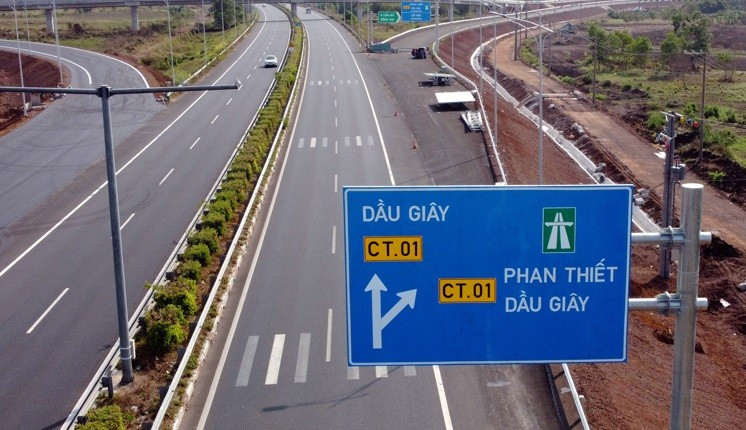 5 tuyến cao tốc Bắc – Nam bắt đầu thu phí từ 22h ngày 2/3 5 tuyến cao tốc Bắc – Nam bắt đầu thu phí từ 22h ngày 2/3