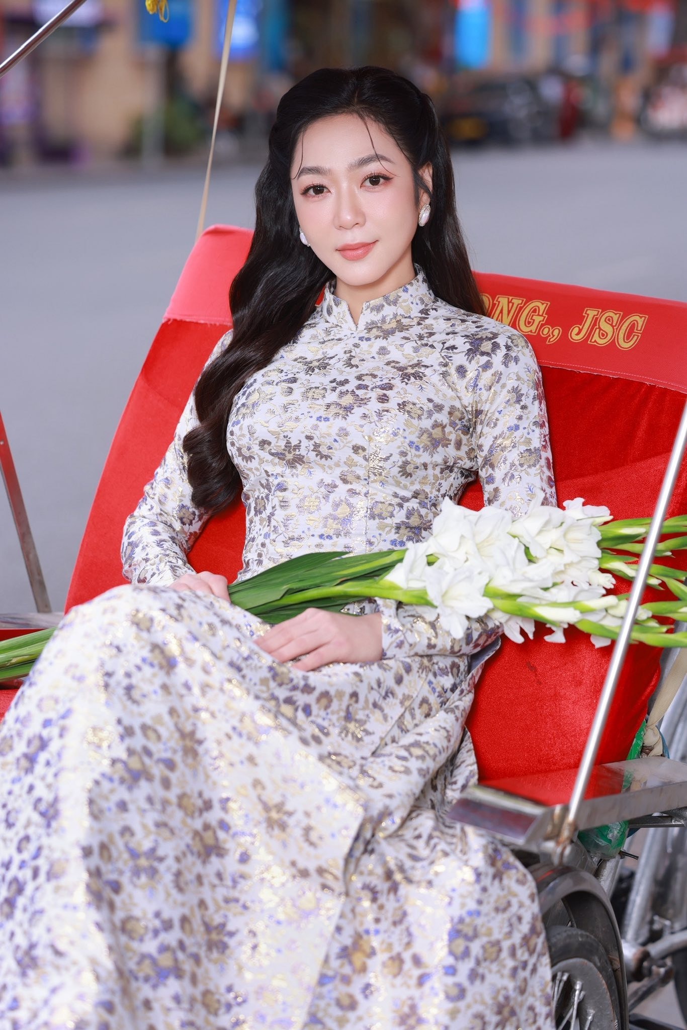 Ca sĩ Hà Thanh Xuân: Tìm lại sự bình yên và bài học về lòng biết ơn sau những biến động