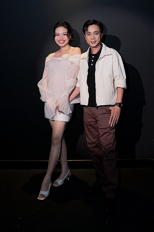 Diễn viên Lê Lộc lần đầu lên tiếng về việc mang bầu con đầu lòng Diễn viên Lê Lộc lần đầu lên tiếng về việc mang bầu con đầu lòng