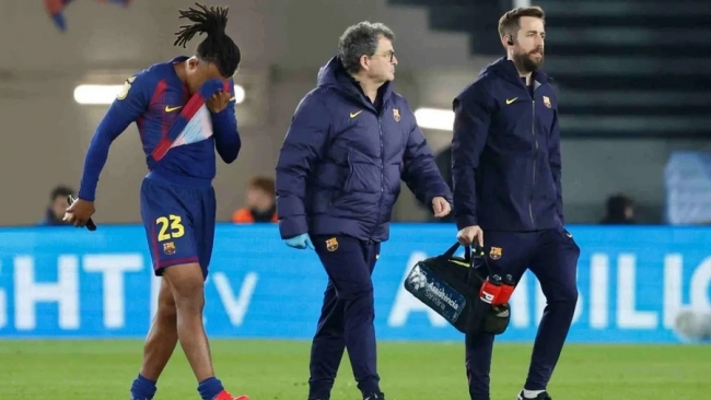 Barcelona nhận đủ "combo cay đắng" dù thắng Atletico Madrid