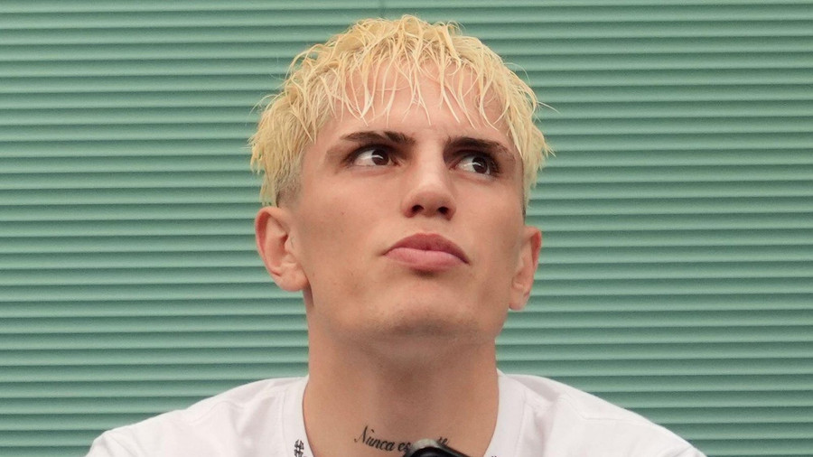 8 kiểu tóc gây sốc nhất lịch sử Ngoại hạng Anh