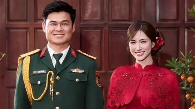 Hòa Minzy công khai bạn trai quân nhân Văn Cương và xác nhận gia đình đã hỏi cưới