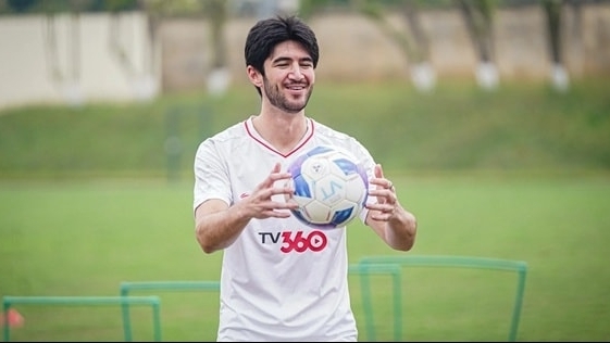 Kyle Colonna: Trung vệ Việt kiều 1m88 và lời giải cho hàng thủ ĐT Việt Nam