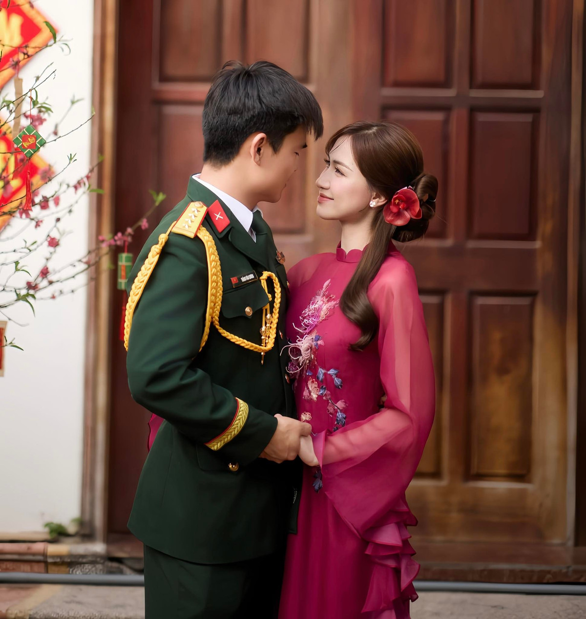 Erik chúc mừng Hoà Minzy tìm được bến đỗ, tiết lộ tính cách Văn Cương