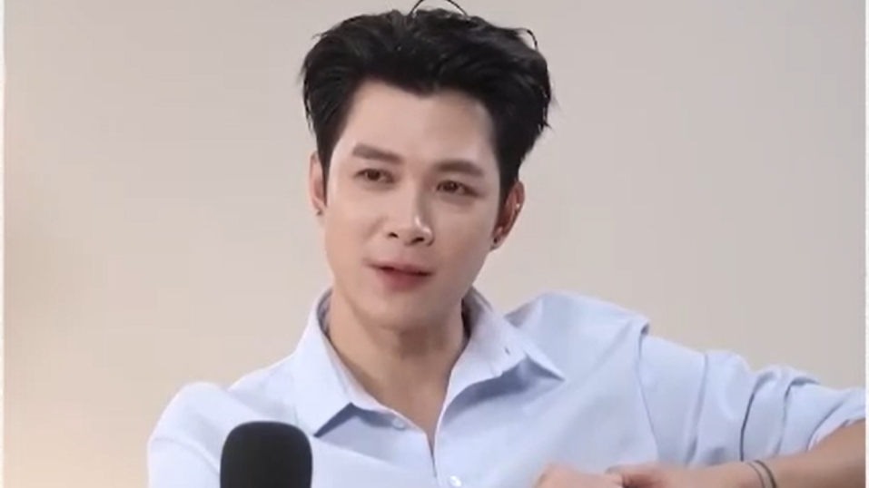 Anh Tú Atus: Triết lý làm nghề và hành trình 10 năm khẳng định bản thân trong nghệ thuật