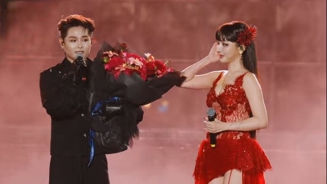 Khán giả 'hóng' Tăng Duy Tân – Bích Phương công khai hẹn hò