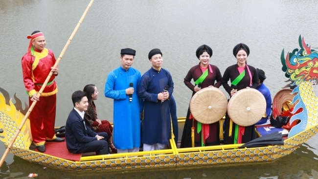 Rộn ràng tiếng hát Quan họ giữa lòng Kinh Bắc: Lễ hội Chùa Kim Sơn – Làng Quả Cảm