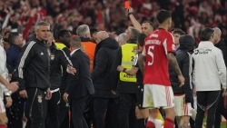 HLV Mourinho tố bị học trò cũ gọi ‘kẻ phản bội’