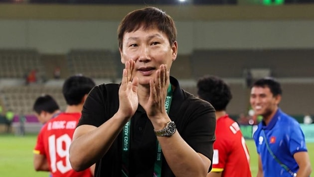 HLV Kim Sang-sik không dẫn dắt U23 Việt Nam dự giải giao hữu tại Trung Quốc