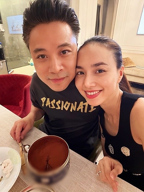 Hôn nhân ngọt ngào của Đinh Ngọc Diệp - Victor Vũ Hôn nhân ngọt ngào của Đinh Ngọc Diệp - Victor Vũ