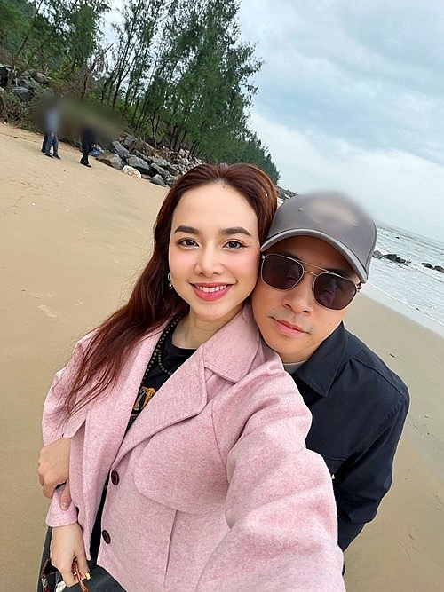 Hôn nhân ngọt ngào của Đinh Ngọc Diệp - Victor Vũ Hôn nhân ngọt ngào của Đinh Ngọc Diệp - Victor Vũ