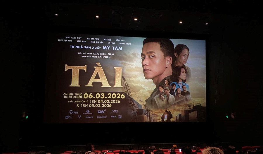 "Canh bạc điện ảnh" của Mai Tài Phến và Mỹ Tâm "Canh bạc điện ảnh" của Mai Tài Phến và Mỹ Tâm