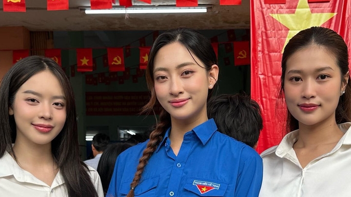 Hoa hậu Thanh Thủy, Thiên Ân cùng nhiều người đẹp nô nức đi bầu cử từ sớm