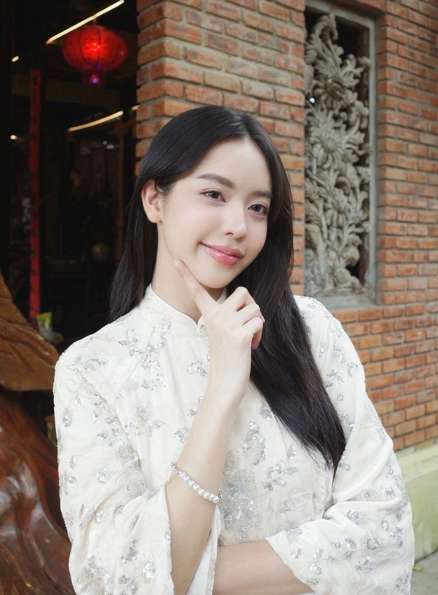 Đường tình duyên nhiều tin đồn của Hoa hậu Thanh Thủy Đường tình duyên nhiều tin đồn của Hoa hậu Thanh Thủy