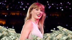 Taylor Swift giàu có hơn sau các chuyến lưu diễn