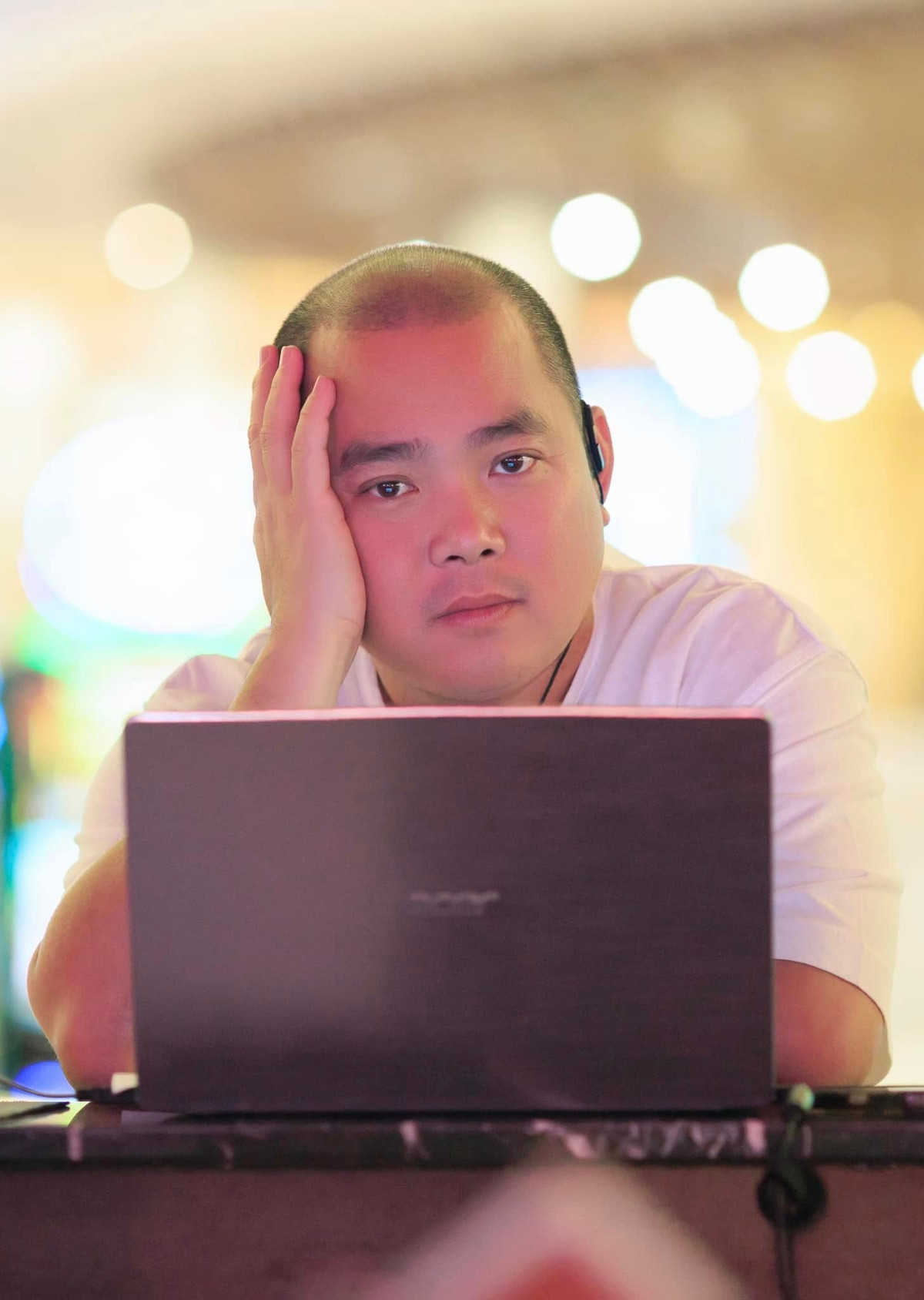 Nhạc sĩ Minh Khang xin lỗi sau ồn ào văng tục với tài xế