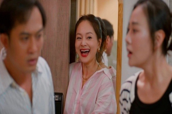 Lý do Lan Phương được ví von "tắc kè hoa" màn ảnh Việt