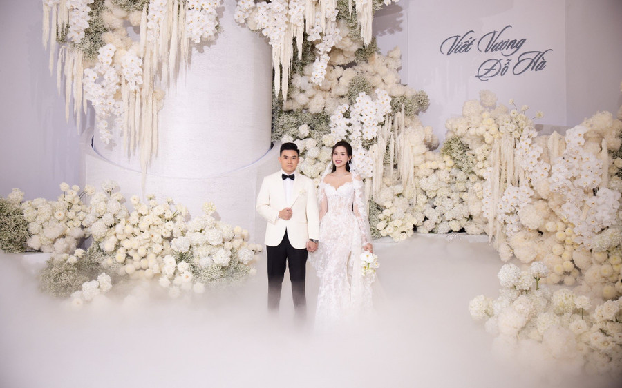 Chồng trúng cử đại biểu HĐND tỉnh Quảng Trị khóa IX, Hoa hậu Đỗ Hà phản ứng gây chú ý