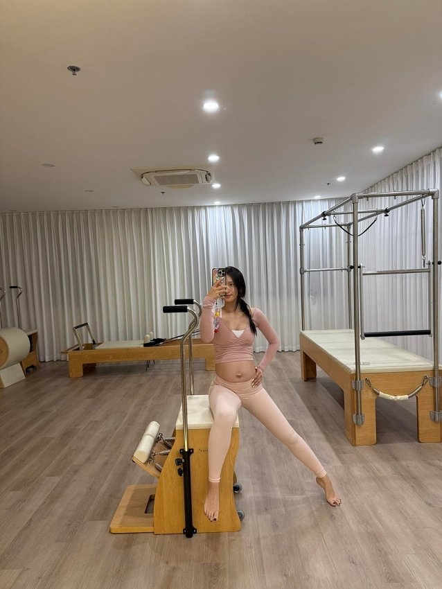 Hôn nhân kín tiếng, viên mãn của JustaTee - Trâm Anh