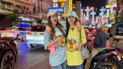 Kỳ Duyên - Thiên Ân quấn quýt khi du lịch ở Thái Lan