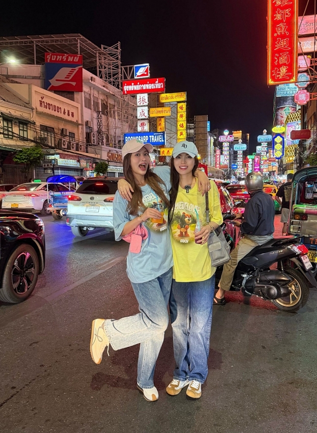 Kỳ Duyên - Thiên Ân quấn quýt khi du lịch ở Thái Lan