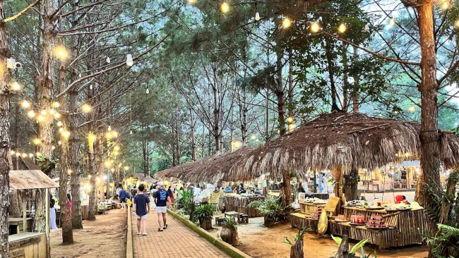 Khám phá chợ phiên độc đáo ở Măng Đen