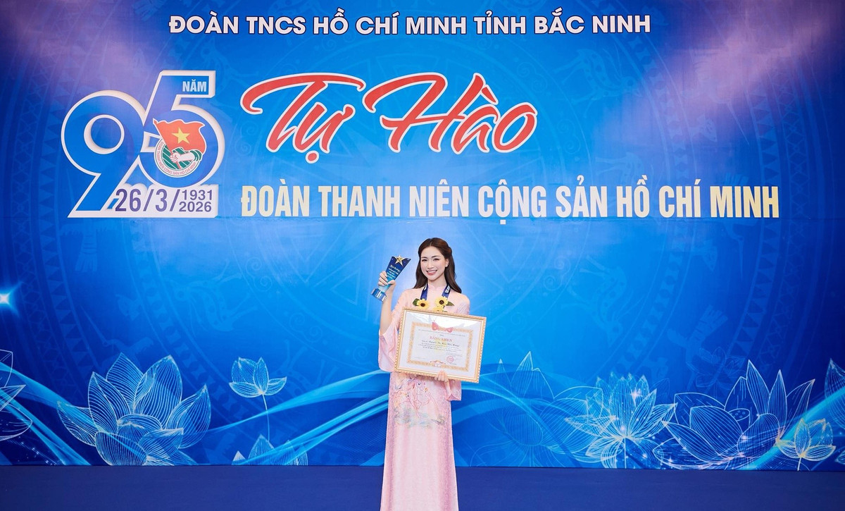 Hòa Minzy được vinh danh Gương mặt trẻ tiêu biểu tỉnh Bắc Ninh năm 2025 Hòa Minzy được vinh danh Gương mặt trẻ tiêu biểu tỉnh Bắc Ninh năm 2025