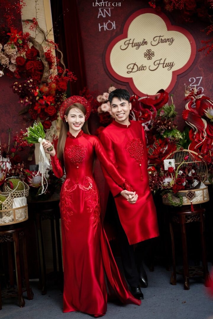 Đám cưới MC Mù Tạt và cầu thủ Đức Huy: Lời bộc bạch xúc động về người cha quá cố Đám cưới MC Mù Tạt và cầu thủ Đức Huy: Lời bộc bạch xúc động về người cha quá cố