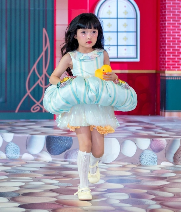 Nhã Phương hé lộ tên con thứ 3 và gói dịch vụ ở cữ gần nửa tỷ đồng