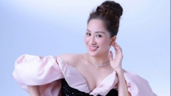 Khánh Thi đón tuổi 44: Nhan sắc mặn mà và những chiêm nghiệm về sự nghiệp