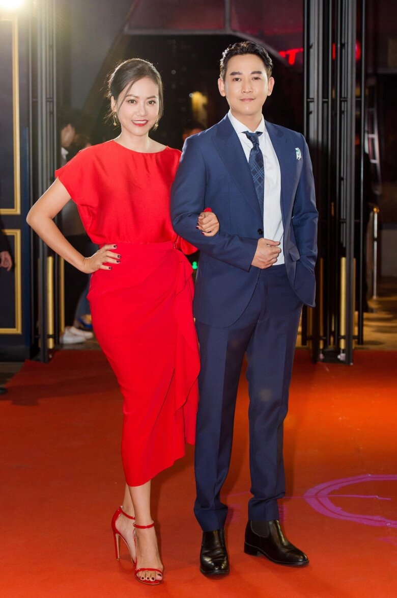 Hồng Ánh và Hứa Vĩ Văn: Tình bạn hơn 30 năm và hành trình thành nghệ sĩ lão làng Vbiz