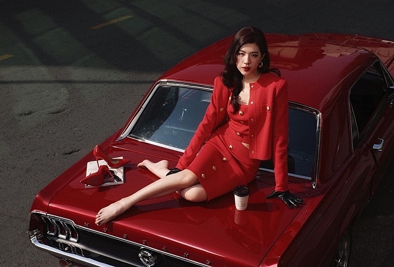 Lamoon xinh tựa 'bạch nguyệt quang', phong cách thời trang ấn tượng