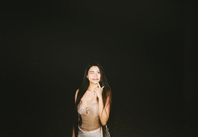 Con gái út Quyền Linh gây chú ý với vẻ ngoài quyến rũ ở tuổi 18