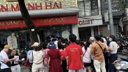 Nhà đầu tư chùn tay khi Bảo Tín Minh Châu mở cửa trở lại