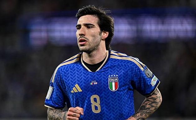 Sandro Tonali: Mảnh ghép hoàn hảo kế vị Casemiro tại Manchester United Sandro Tonali: Mảnh ghép hoàn hảo kế vị Casemiro tại Manchester United