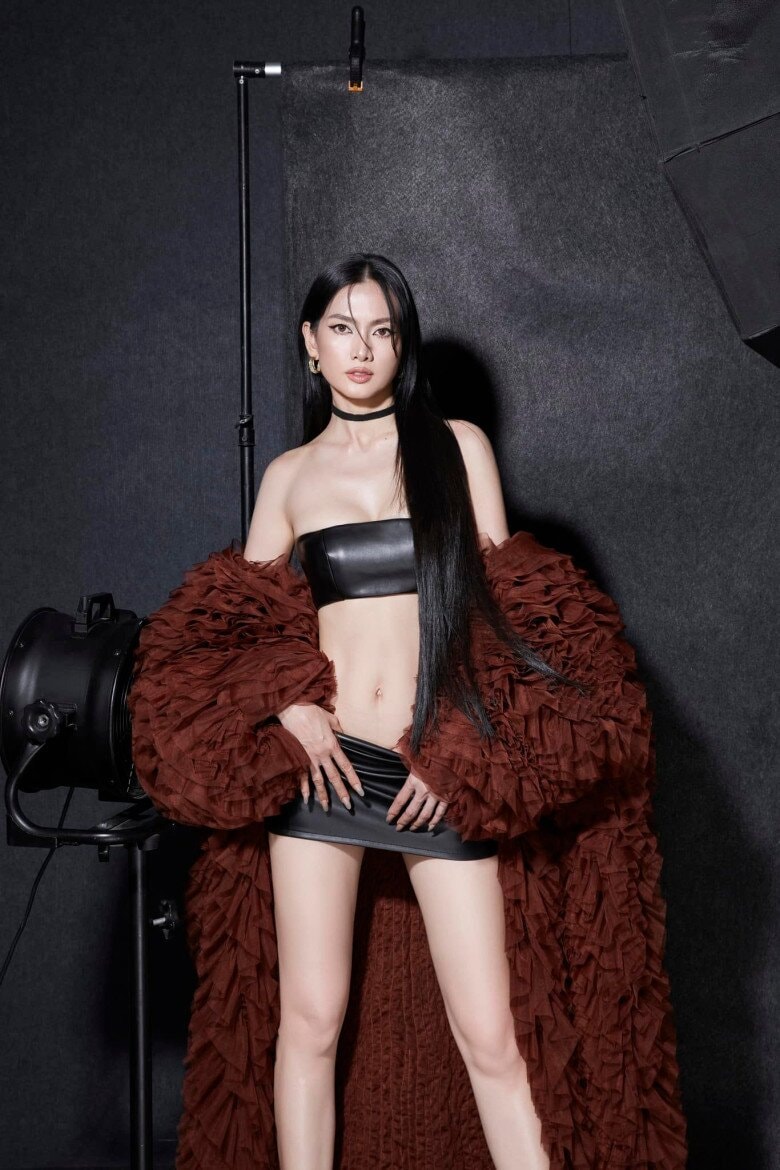 Siêu mẫu Anh Thư tuổi 44: Nhan sắc trẻ trung và triết lý sống sau đổ vỡ Siêu mẫu Anh Thư tuổi 44: Nhan sắc trẻ trung và triết lý sống sau đổ vỡ