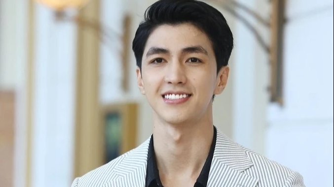 Bình An đóng đinh với vai "phi công trẻ" cặp phú bà trên màn ảnh