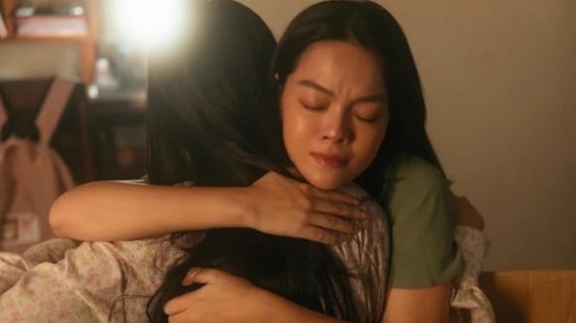 Bị tố nhéo diễn viên nhí đến khóc để quảng bá MV, Phạm Quỳnh Anh phản ứng ra sao?