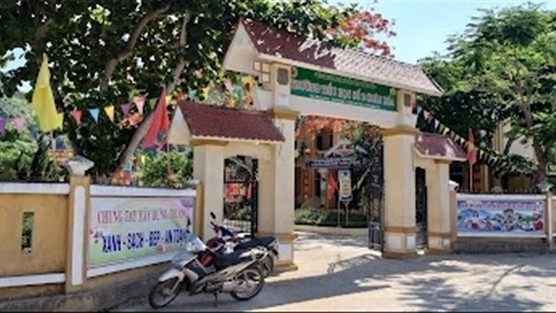 Hiệu trưởng cầm cố sổ đỏ nhà trường