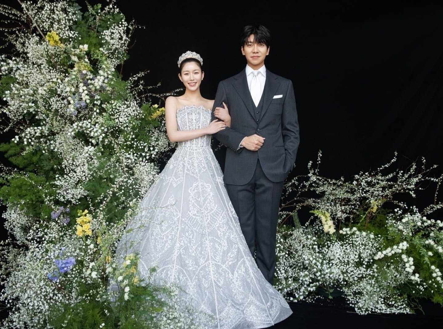 Lee Seung Gi và Lee Da In chi 76.000 USD tổ chức lễ cưới xa hoa