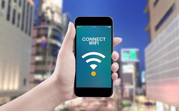 Tin ngân hàng ngày 17/4: Khuyến cáo hạn chế sử dụng wifi công cộng khi chuyển khoản