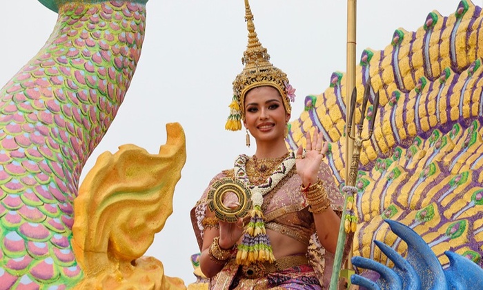 Phạm Băng Băng lộ chiêu bài tại lễ hội té nước truyền thống Thái Lan, sự thật đằng sau là gì?