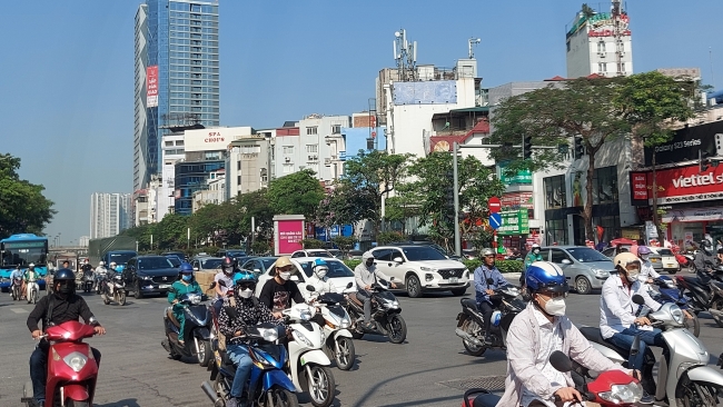 Dự báo thời tiết đêm nay và ngày mai 17/4: Hà Nội và các khu vực trên cả nước