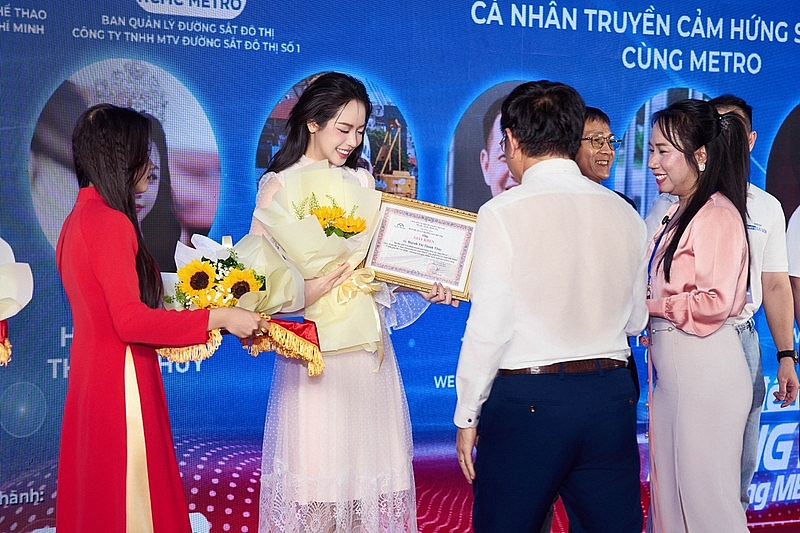 &apos;Nữ hoàng nội y&apos; Ngọc Trinh chuẩn bị làm mẹ?